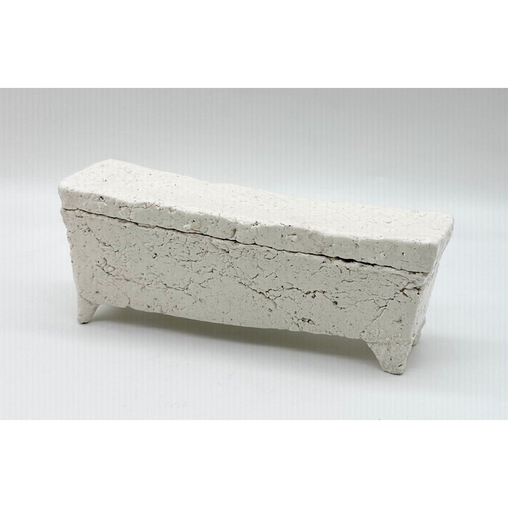 Signed Textured Rustic Primitive White Bathtub Style Trinket Box Jewelry Storage